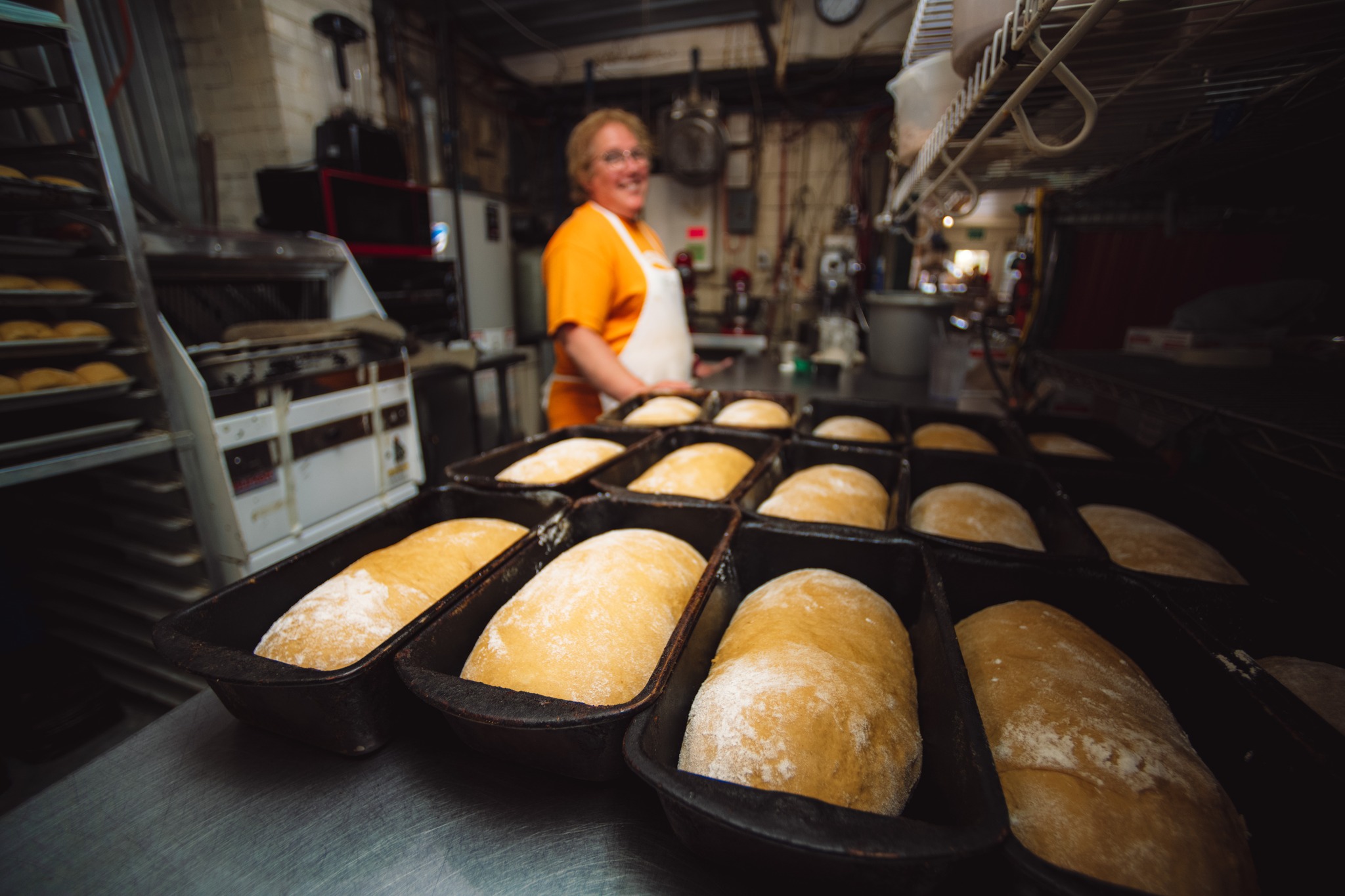loaves of bread 